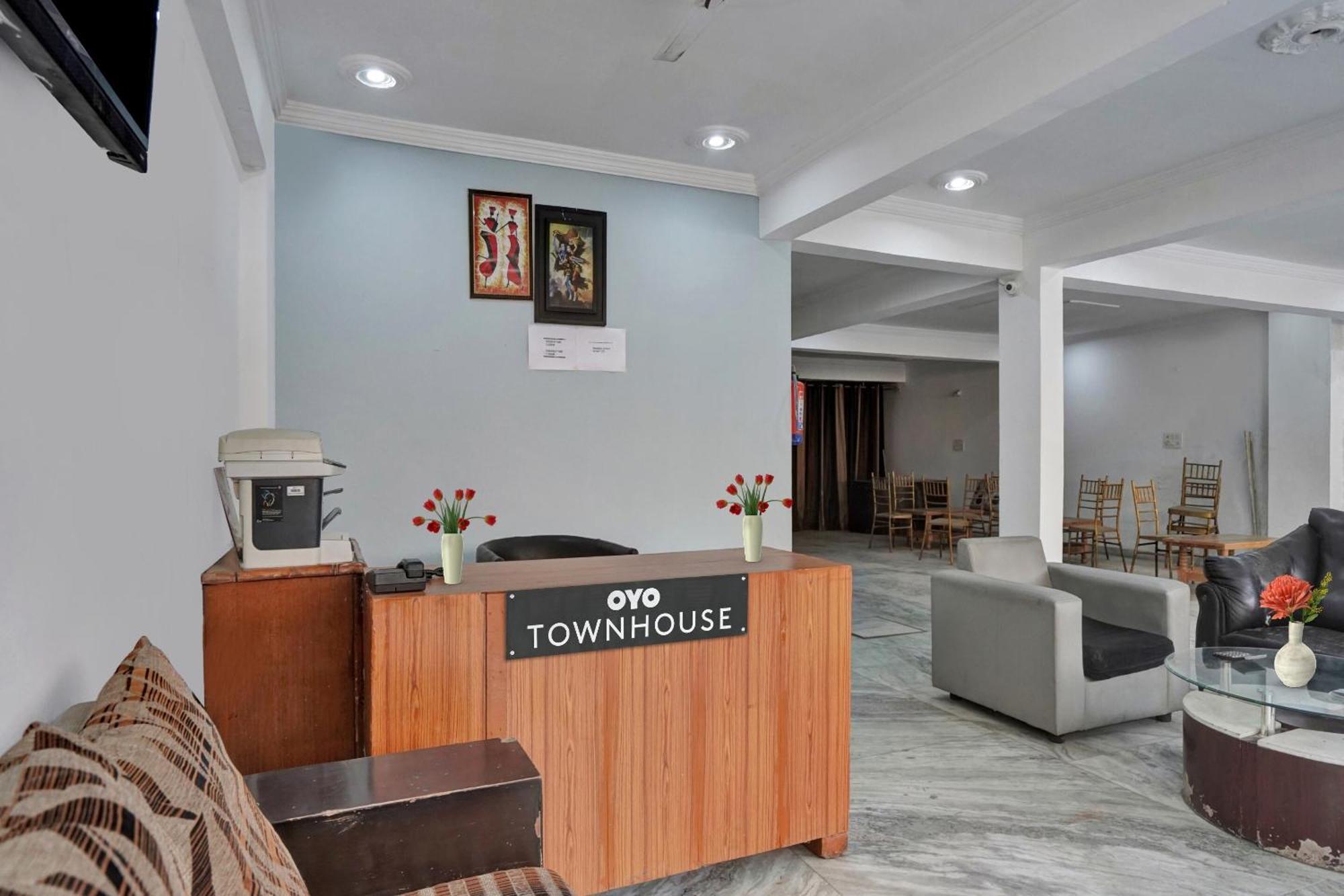 Hotel Collection O Samira Residency Near Botanic Garden Of Indian Republic à Noida Extérieur photo